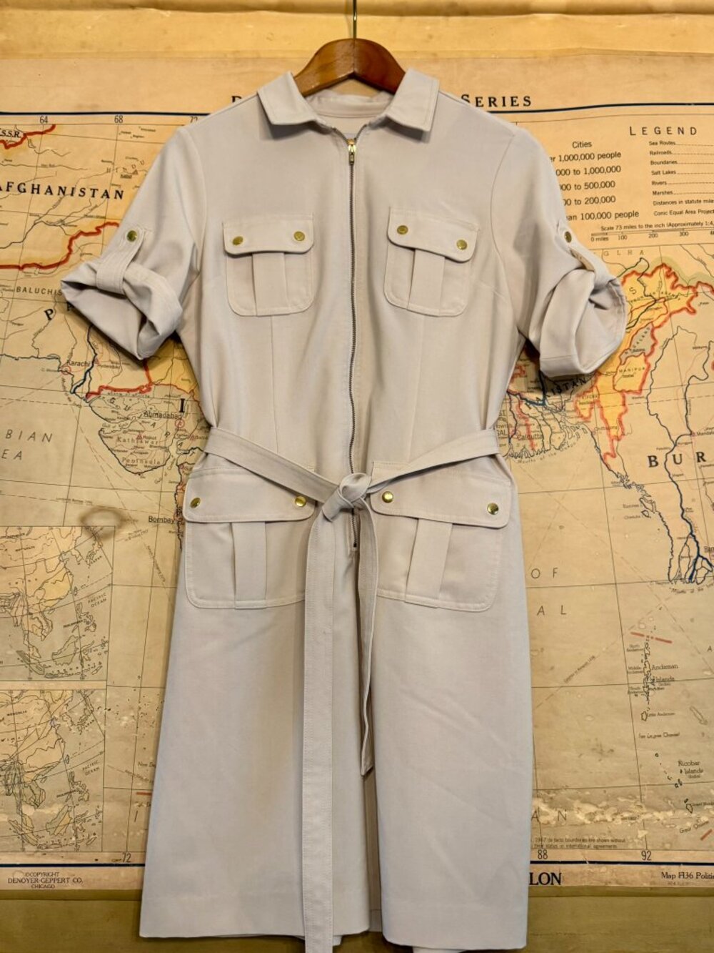 Shelby + Palmer Cream Zip Front Shirtdress – Minimalist Utility 12P